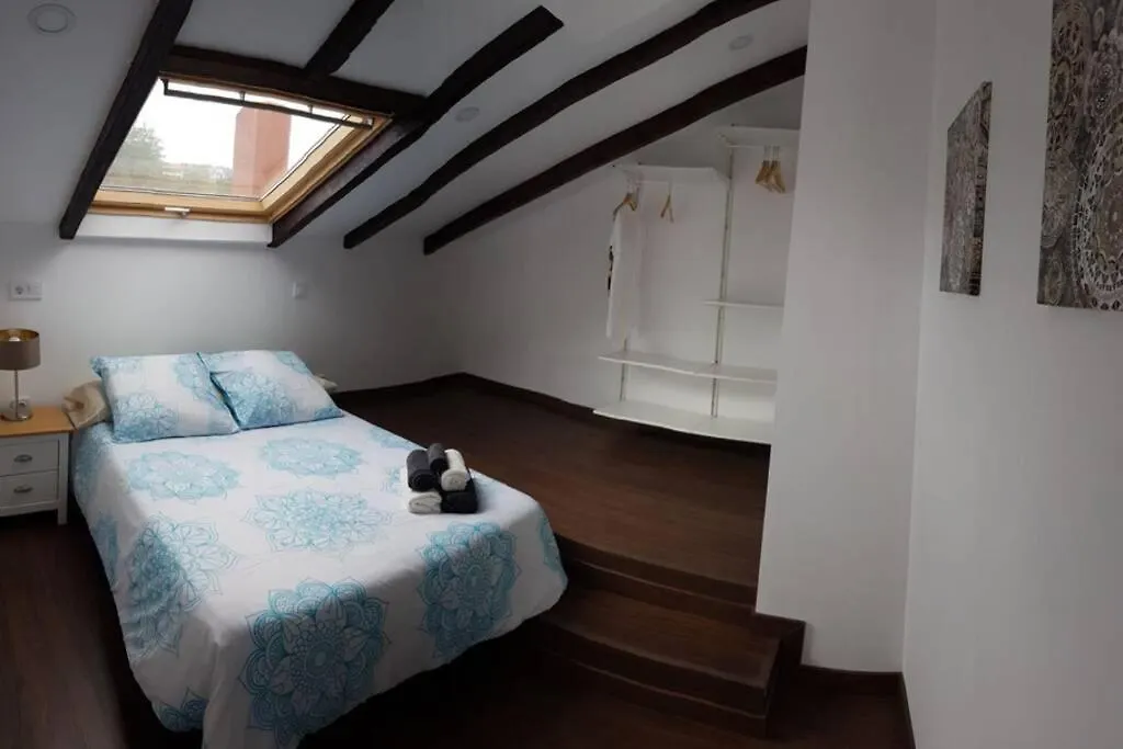 Aptos Cama Del Rey Ideal Parejas location