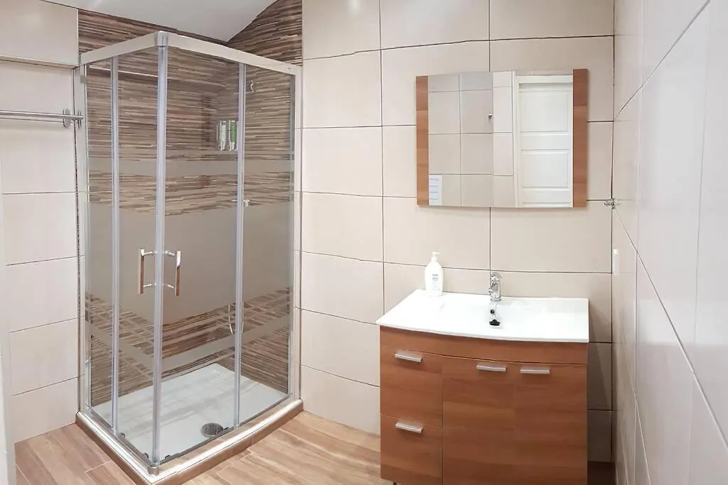 Apartment Aptos Cama Del Rey Ideal Parejas Santander