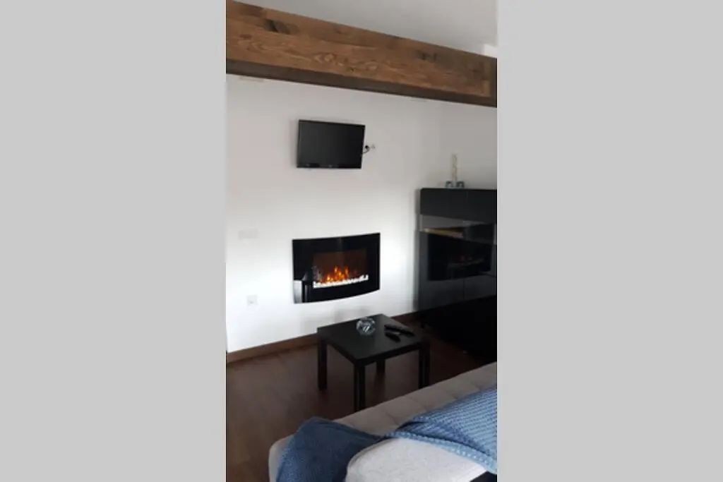 Apartment Aptos Cama Del Rey Ideal Parejas Santander Spain